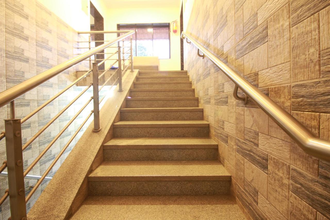 Hotel Nest Inn Residency Bhiwandi Bagian luar foto